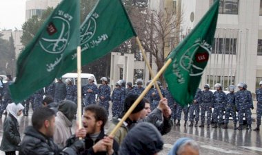 الإخوان وصراع الشرعية.. مشروع رسوخ يُعمّق الانقسامات.. فما هو؟