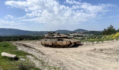 تصعيد خطير على الحدود اللبنانية.. إسرائيل تستهدف حزب الله وسط توتر سياسي متزايد