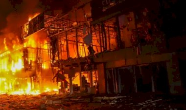 أوديسا تحت النيران.. هجوم روسي واسع يُهدد آمال السلام في الحرب الأوكرانية