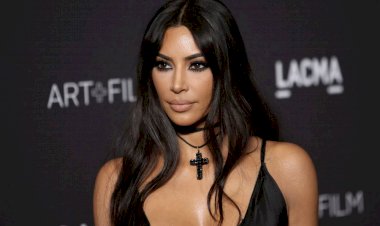 كيم كارداشيان تتخرج في القانون بعد 6 سنوات من الدراسة والعمل الجاد