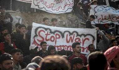 بلومبرج تكشف تفاصيل مبادرة سعودية- فرنسية لحل أزمة حماس في غزة