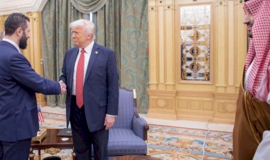 ترامب يفتح أبواب السلام مع دمشق.. إلغاء العقوبات الأمريكية وإحياء حلم التطبيع مع إسرائيل