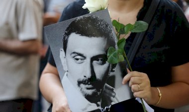 جنازة أسطورية لزياد الرحباني بحضور فيروز.. وداع يليق بعبقرية استثنائية