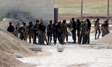 وسط فراغ أمني.. لماذا تٌعيد خلايا داعش تمركزها في دير الزور؟