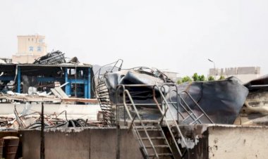 المجمع الرئاسي ومحطات الكهرباء.. قصف إسرائيلي مكثف يستهدف العاصمة اليمنية