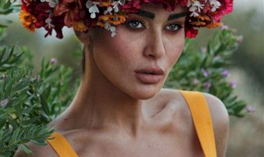 نادين الراسي تحتفل بعيد ميلادها بإطلالة مميزة وسط الطبيعة