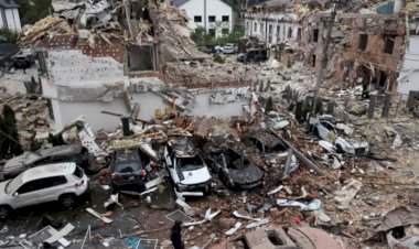 روسيا تشن ضربات جوية مدمرة على أوكرانيا وبولندا تعزز دفاعتها الجوية