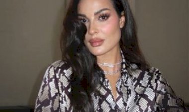 نادين نسيب نجيم تتألق بإطلالة فاخرة بنقشة جلد الأفعى في ختام أسبوع الموضة بالرياض