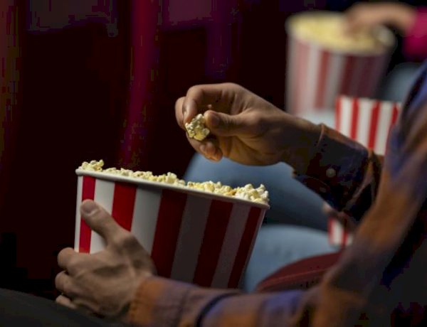 شرط غريب لمشاهدة فيلم