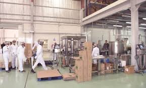 قطر تُواصِل خسائرها.. انهيار القطاع الخاصّ وتراجُع الإنتاج