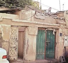 طالبوا بأموالهم المنهوبة ... قطريون يُواجِهون 