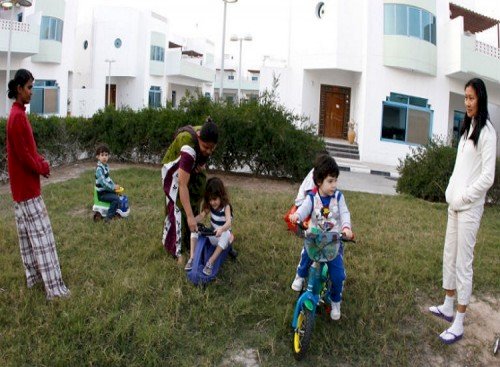 العفو الدولية تكشف ممارسات قطر وعبوديتها لعاملات  المنازل