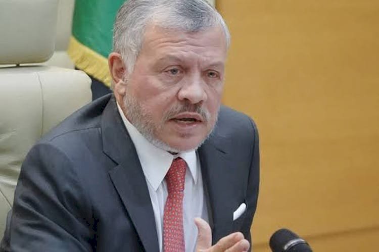 تفاصيل ليلة انقلاب القصر في عمّان.. وتأييد عربي لملك الأردن