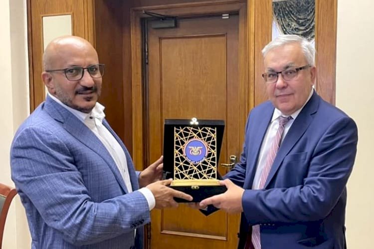 أذرع الجماعة تشوه 