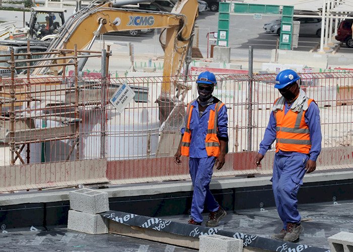 تصريحات الرئيس التنفيذي للمونديال تكشف أكاذيب قطر حول وفيات العمال المهاجرين