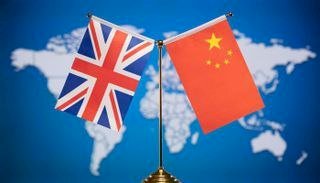 تصاعد حرب التجسس بين الصين وبريطانيا: اعتقال جاسوسين وتبادل اتهامات.. ماذا يحدث؟