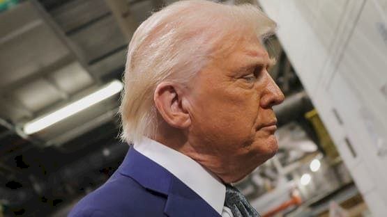 فضيحة أمنية تهز إدارة ترامب.. تسريبات حساسة عبر تطبيق مراسلة مشفر