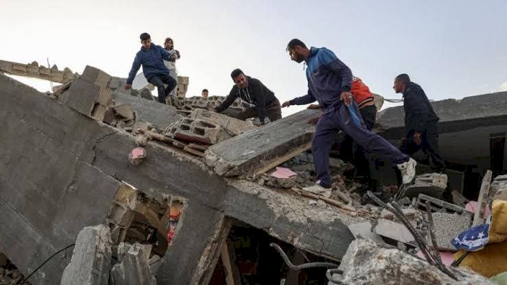 محلل فلسطيني: المساعدات المصرية والإماراتية شريان حياة لغزة وسط الانهيار الإنساني