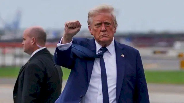 تصريحات ترامب تفجر الجدل.. قناة السويس.. ممر عالمي أم ورقة تفاوض؟