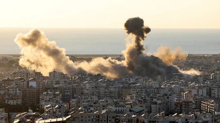 محلل لبناني: غارات الضاحية رسالة إسرائيلية مزدوجة.. وسلاح حزب الله يعود إلى دائرة الاشتباك السياسي