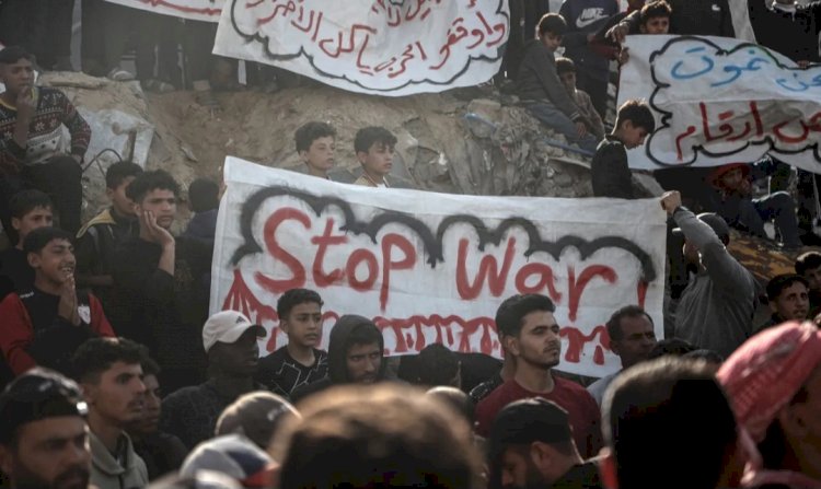 بلومبرج تكشف تفاصيل مبادرة سعودية- فرنسية لحل أزمة حماس في غزة