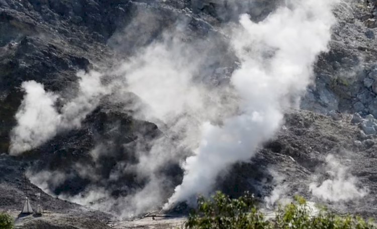 تحذيرات من آلاف الزلازل.. أخطر براكين الأرض يستعد للانفجار ويهدد إيطاليا