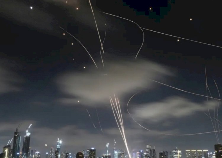 صراع الانتظار.. إسرائيل تُواجه تحديات عسكرية واقتصادية في مواجهة إيران