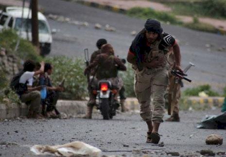 فوضى مقصودة.. الإخوان بين تعز وعدن وتشتيت المشهد