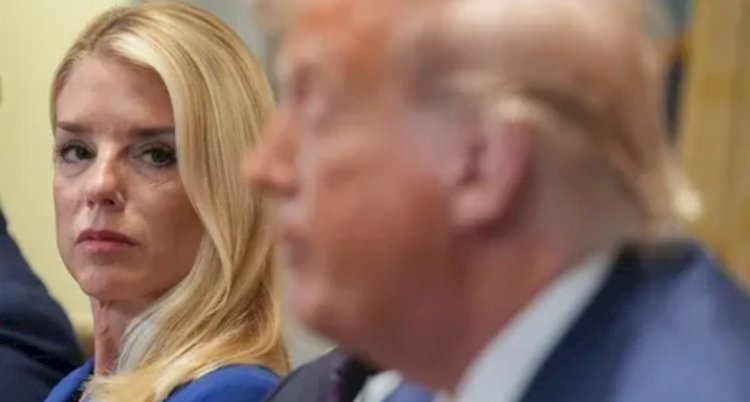 فضيحة جيفري إبستين تهز عرش ترامب.. غضب داخلي غير مسبوق ضد الرئيس الأمريكي