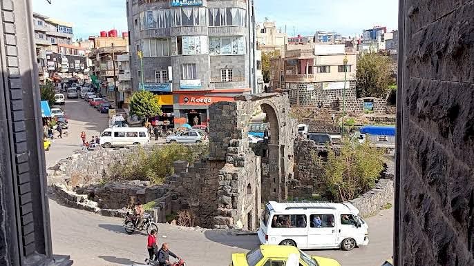 محلل سياسي سوري: ما يجري في السويداء إنذار خطير.. والحل يبدأ بالحوار الوطني وتفعيل مؤسسات الدولة