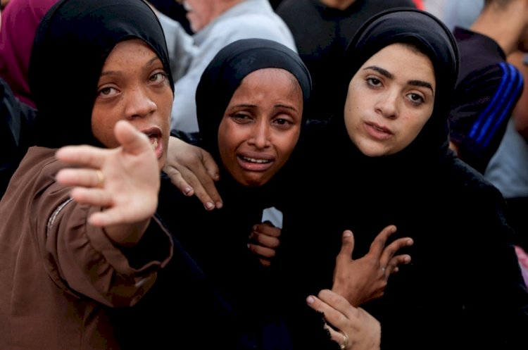 فرنسا تستعد لإسقاط المساعدة الجوية على غزة.. وارتفاع حصيلة ضحايا الحرب لـ 60 ألف