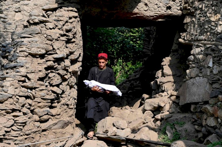 كارثة أفغانستان المزدوجة.. موت تحت الركام وآمال معلقة على دعم دولي غائب