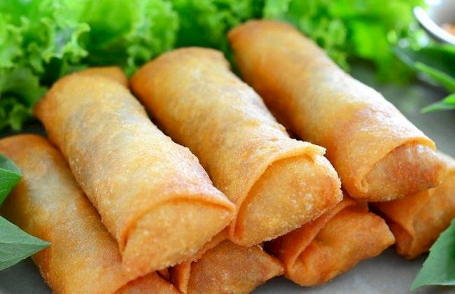 طريقة عمل سبرنج رول بالدجاج.. مقبلات آسيوية بمذاق لا يُقاوم