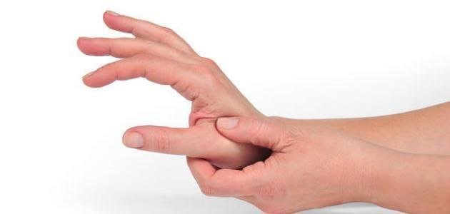 العلاج الأمثل لتنميل اليدين أثناء النوم