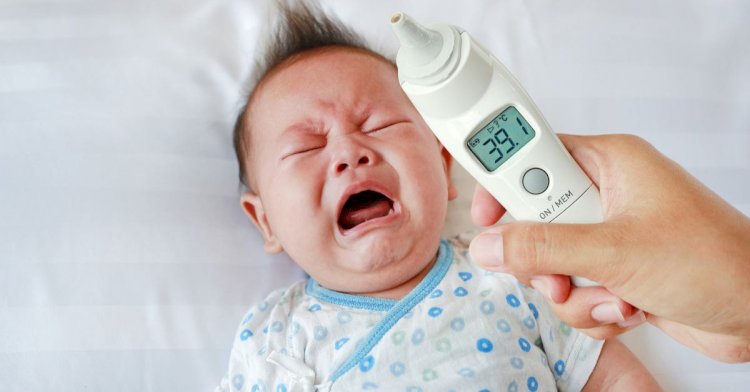 ارتفاع درجة حرارة الرضع.. الأسباب والأعراض وطرق التعامل الصحيحة