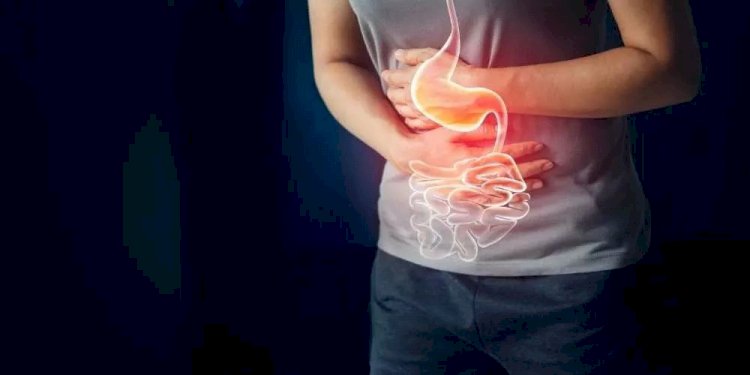 تقرير طبي.. كيف تتعامل مع ألم المعدة المستمر؟
